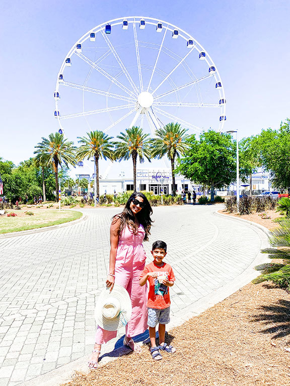 Ferris Wheels vs. Observation Wheels - Panama City Beach 